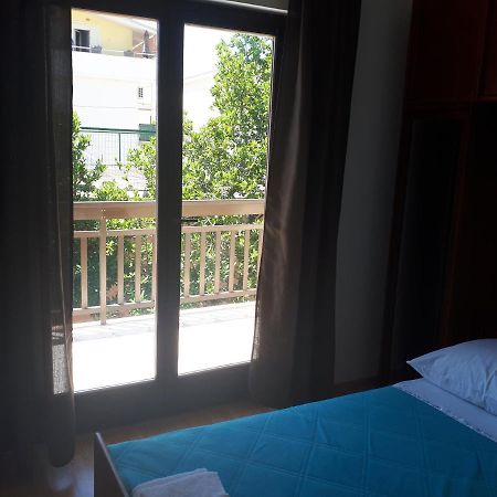 Apartman Emilio Baska Voda Luaran gambar